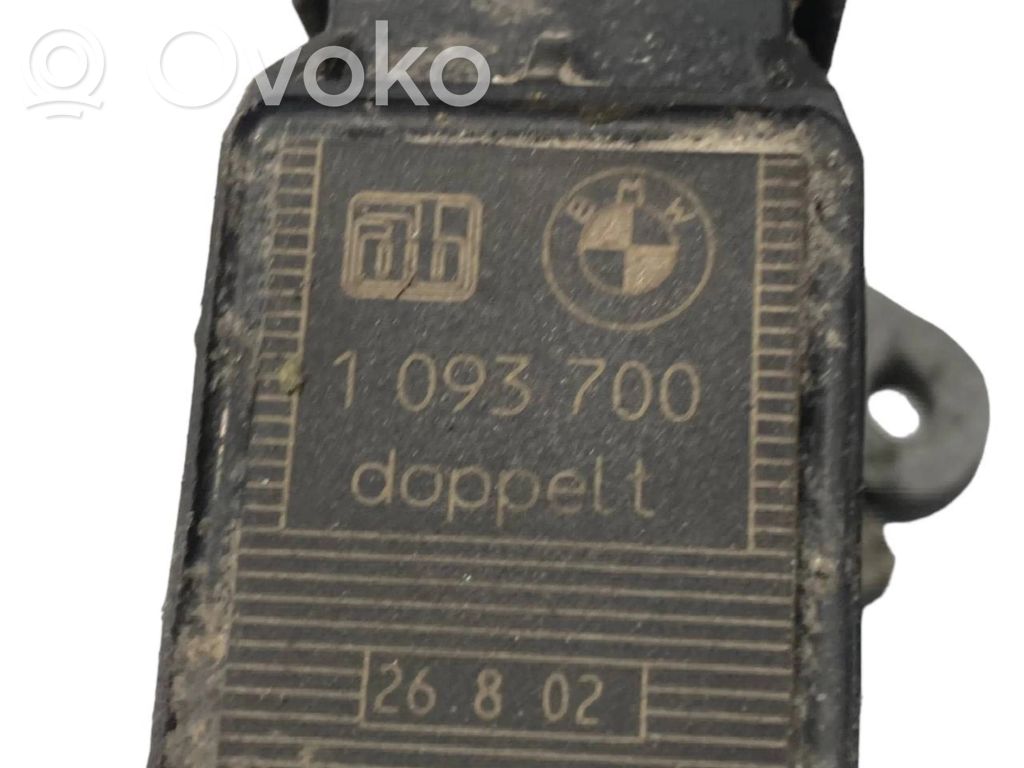 Augstuma sensors (priekšējo lukturu)