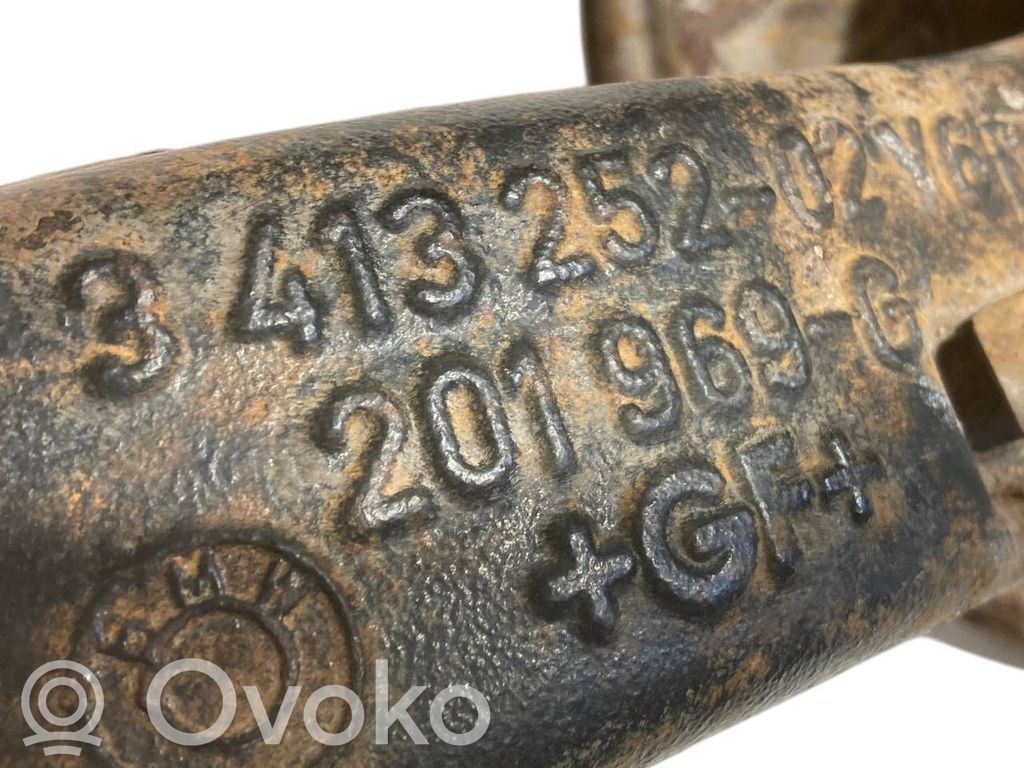 Rear wheel hub shaft joint (stupica, capfa)
