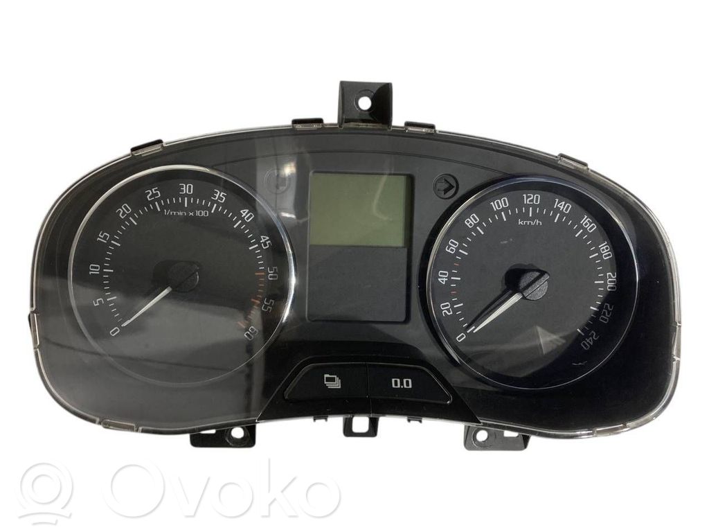Speedometer (in the instrument panel)