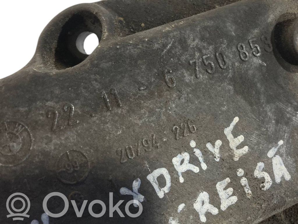 Dzinēja nostiprināšanas stiprinājums-kronšteins