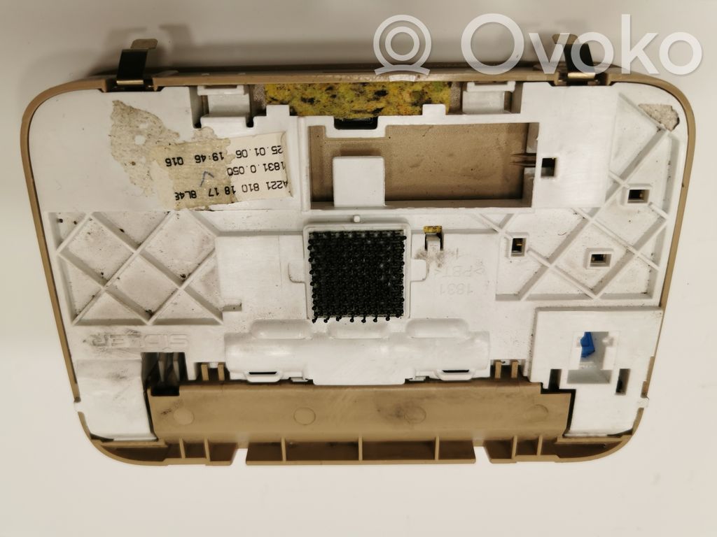 Aizmugurējo vietu apgaismojums