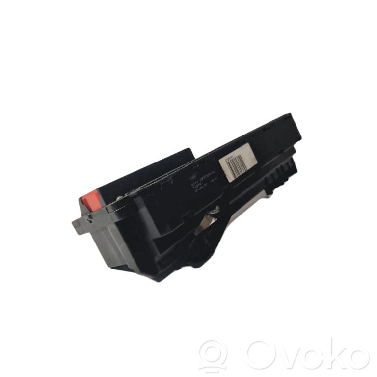 Fuse block
