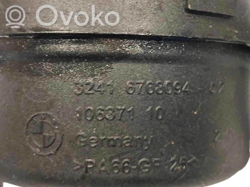 Stūres pastiprinātāja šķidruma tvertne