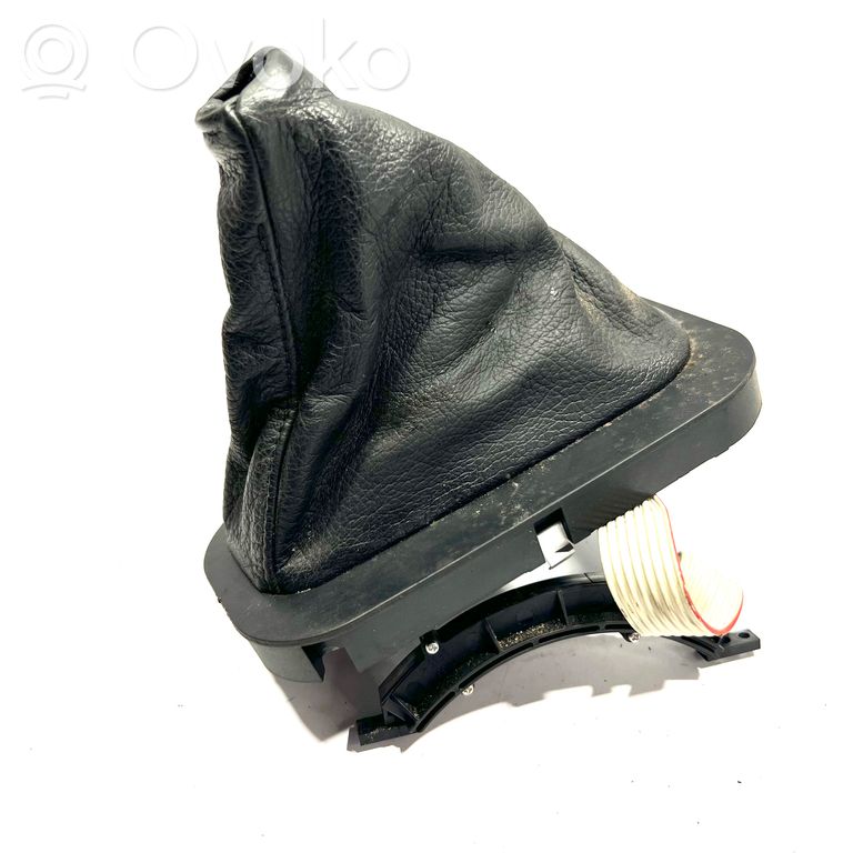 Switching mechanism (sliding mechanism)