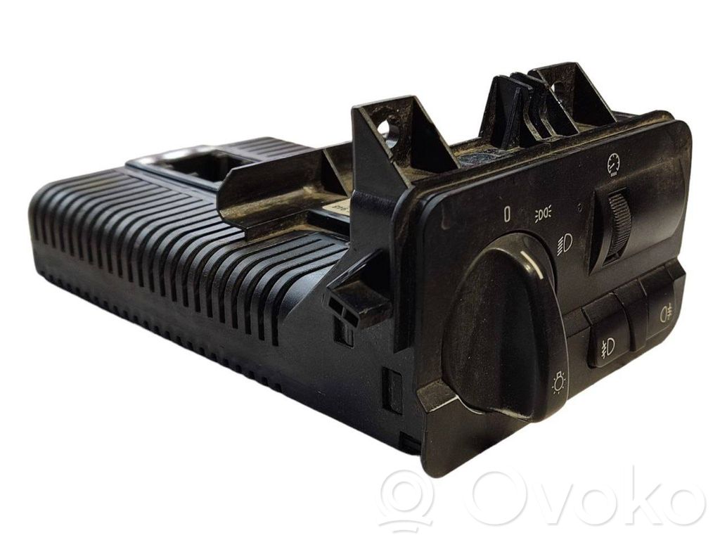 Headlight switch