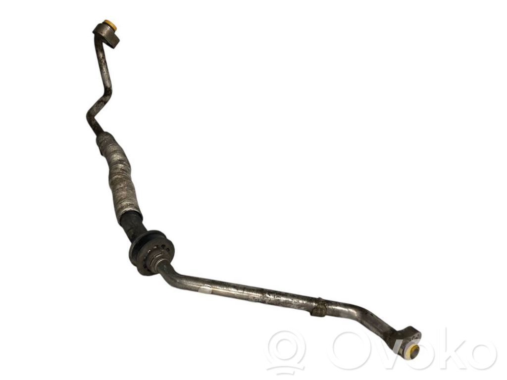 Air conditioner pipe(s) / hose(s)