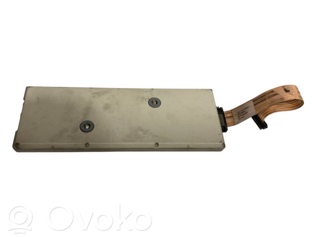Antenna amplifier