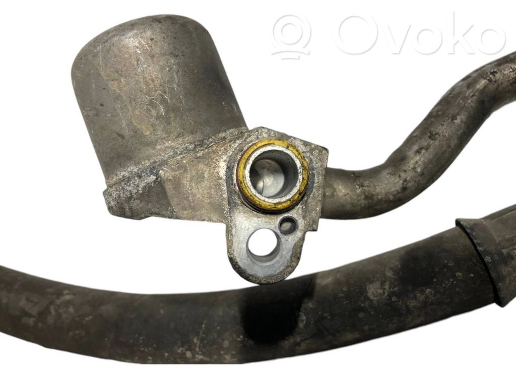 Air conditioner pipe(s) / hose(s)