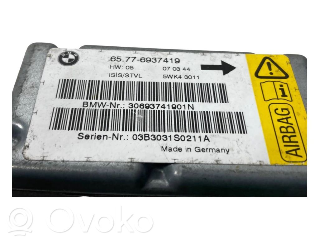 Airbag impact sensor