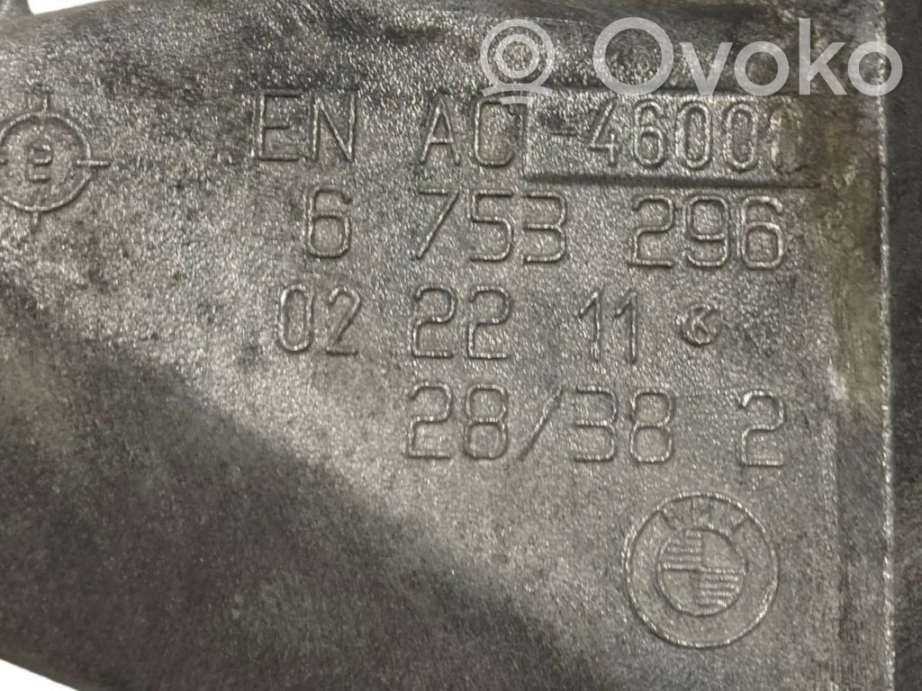 Dzinēja nostiprināšanas stiprinājums-kronšteins