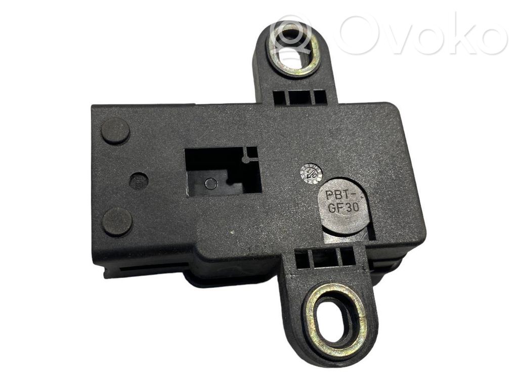 ESP (elektroniskās stabilitātes programmas) sensors (paātrinājuma sensors)