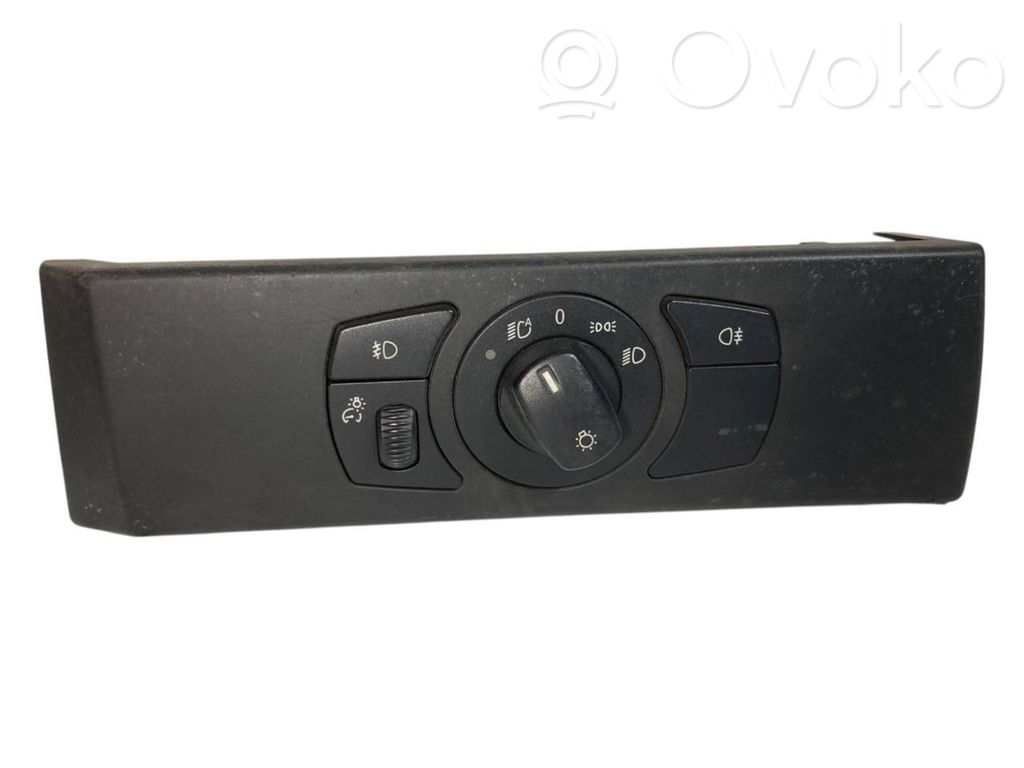 Headlight switch