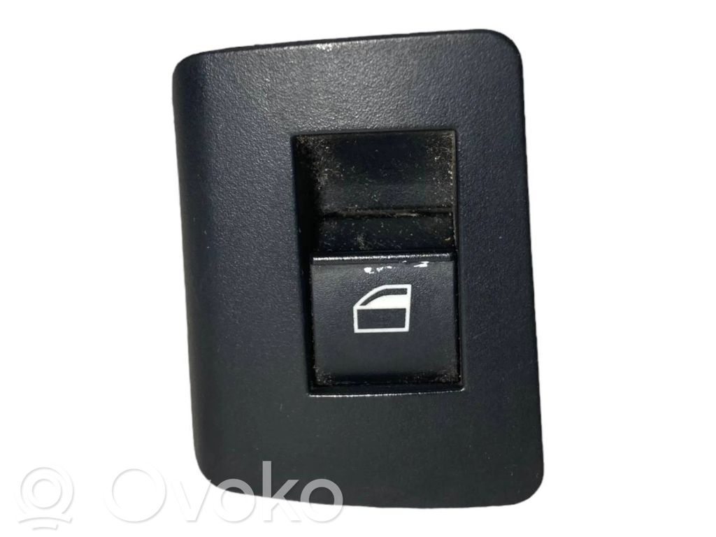 Power window switch