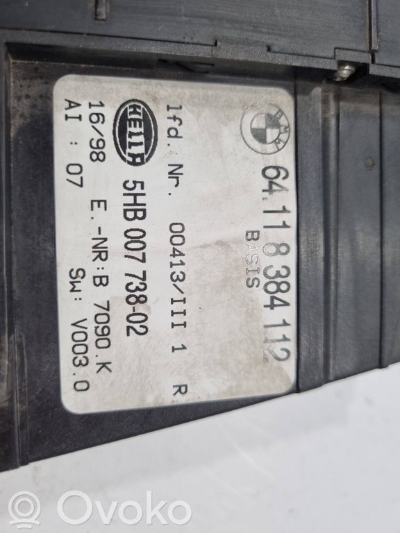 Gaisa kondicioniera / klimata kontroles / salona apsildes vadības bloks (salonā)