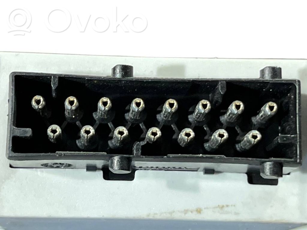 Trailer hitch control unit