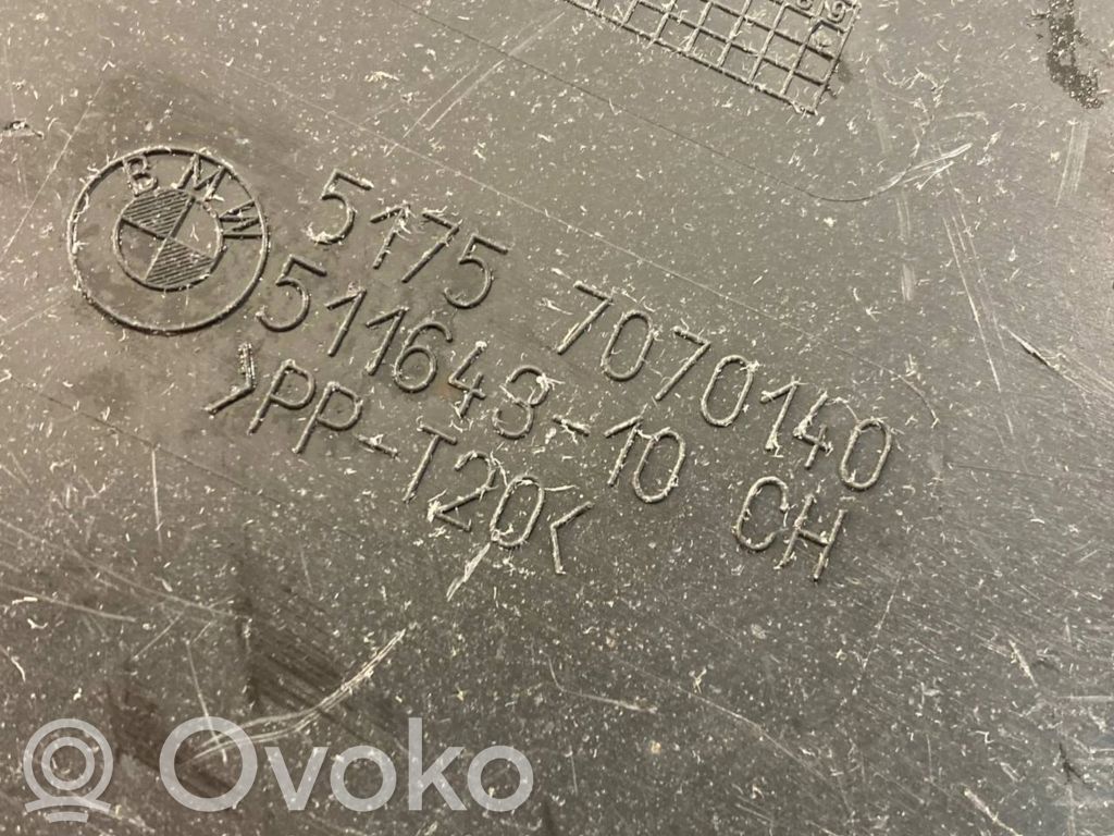 Нижняя защита заднего бампера