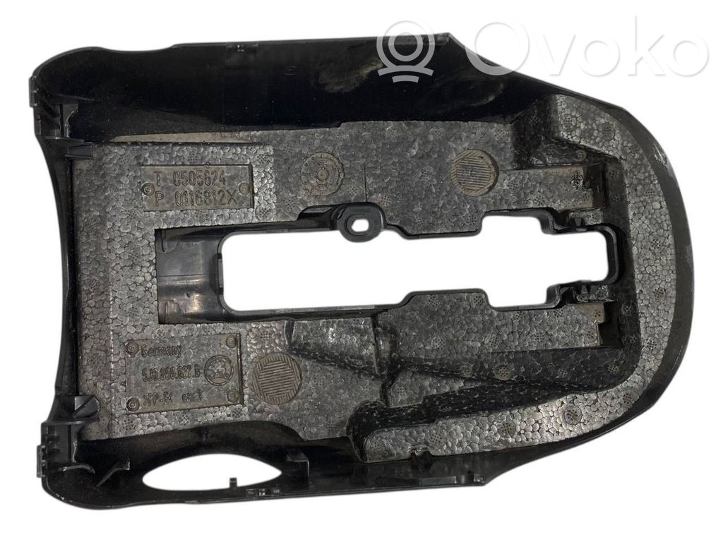 Steering axle trim
