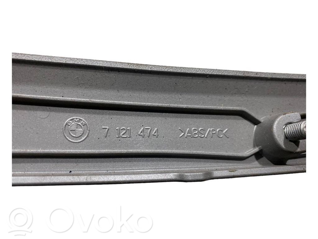 Dekoratīvās apdares lenta