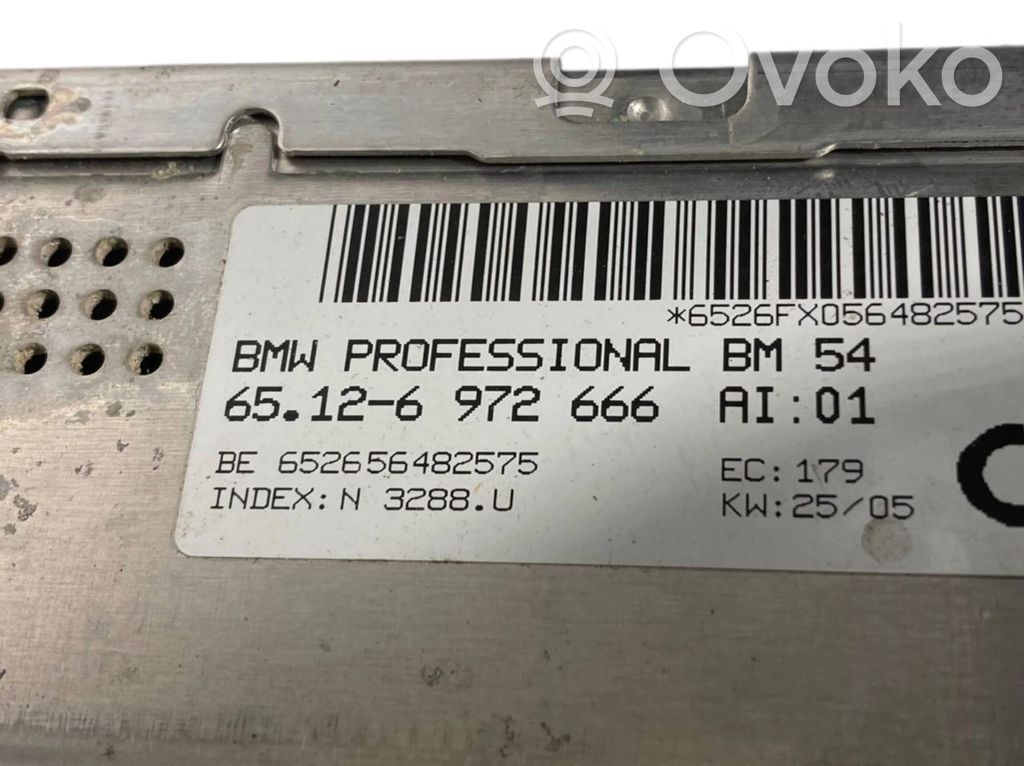 Radio / CD/DVD atskaņotājs / navigācija