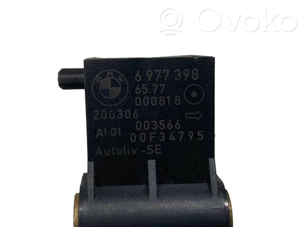 Airbag impact sensor