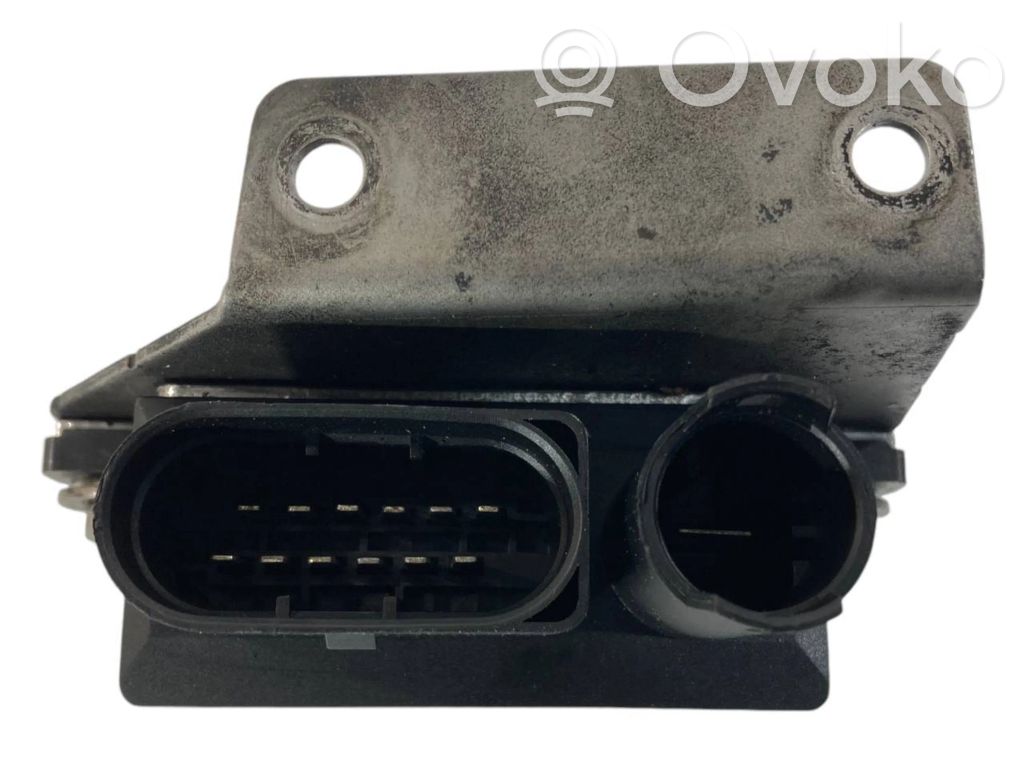 Glow plug relay