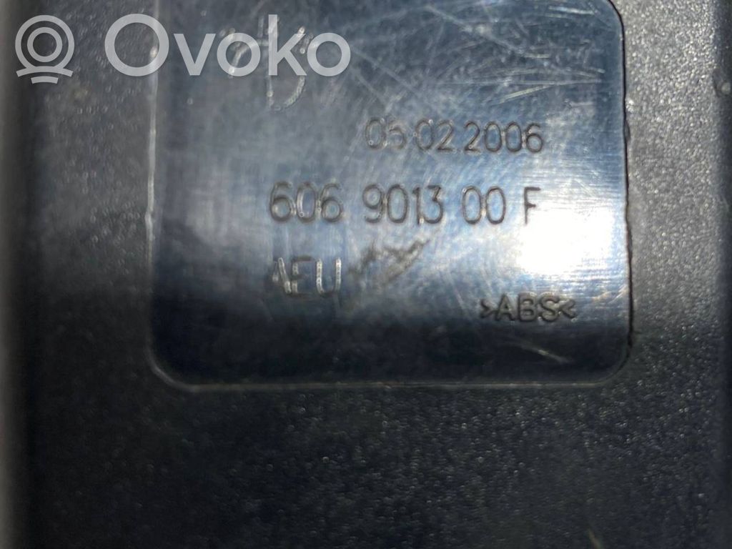 Aizmugurējās jostas sprādze