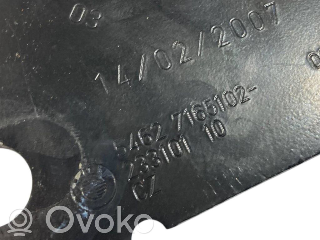 Cita virsbūves detaļa