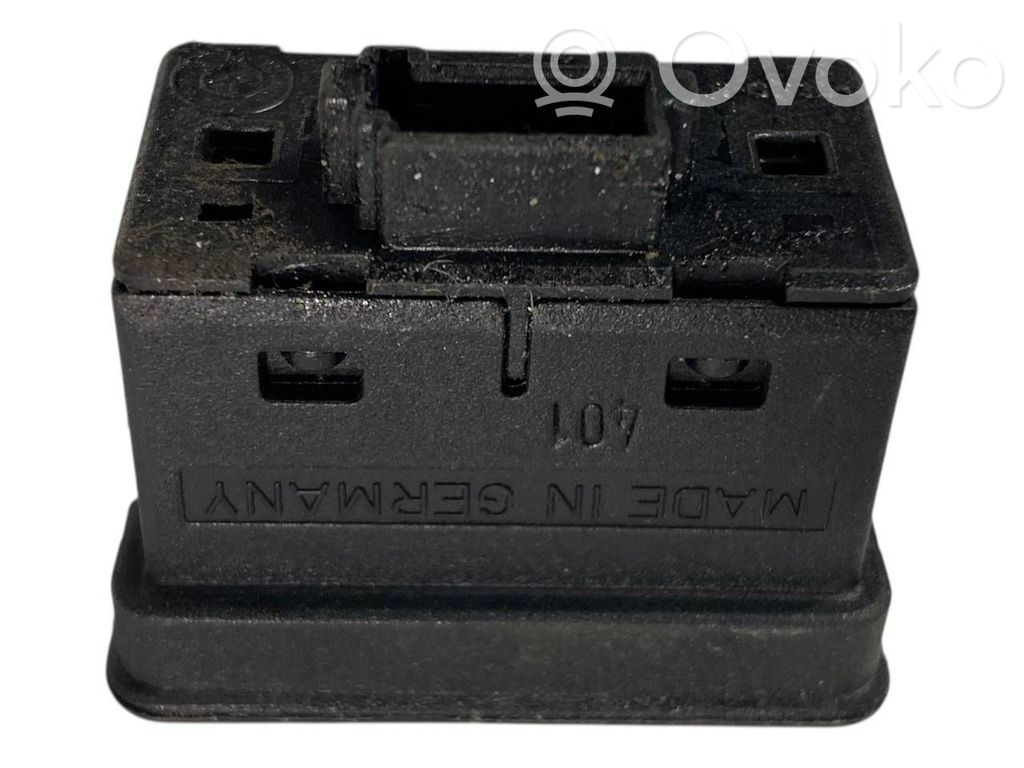 Elektrisko logu slēdzis