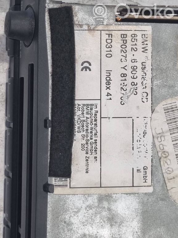 Radio / CD/DVD atskaņotājs / navigācija