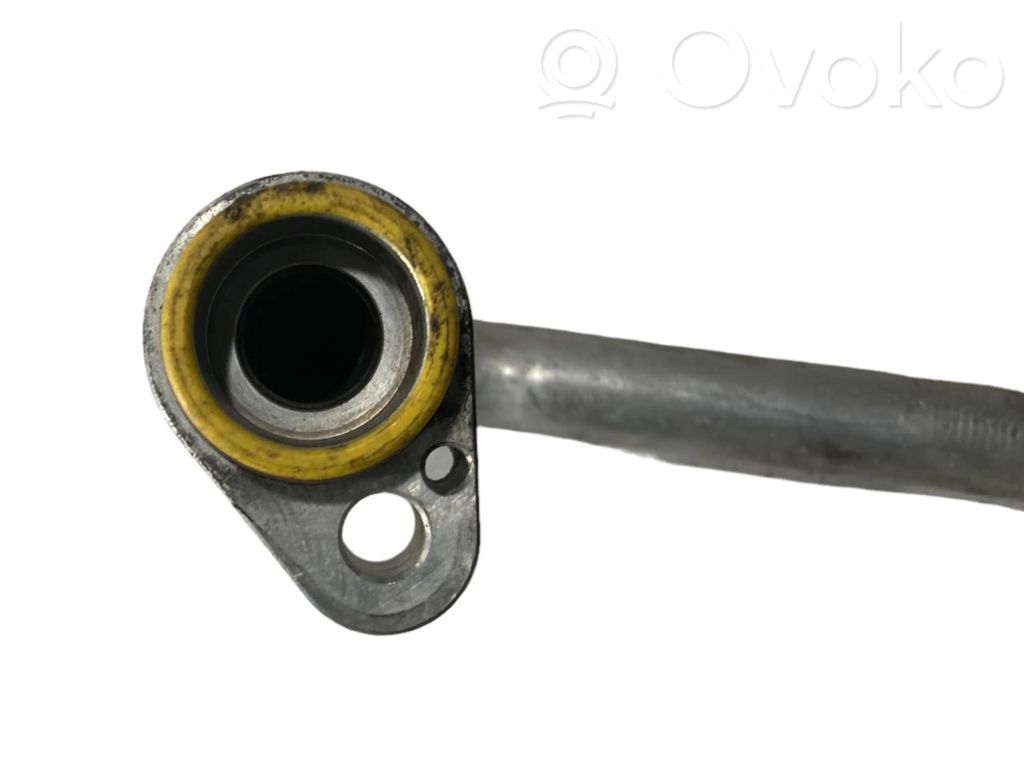 Air conditioner pipe(s) / hose(s)