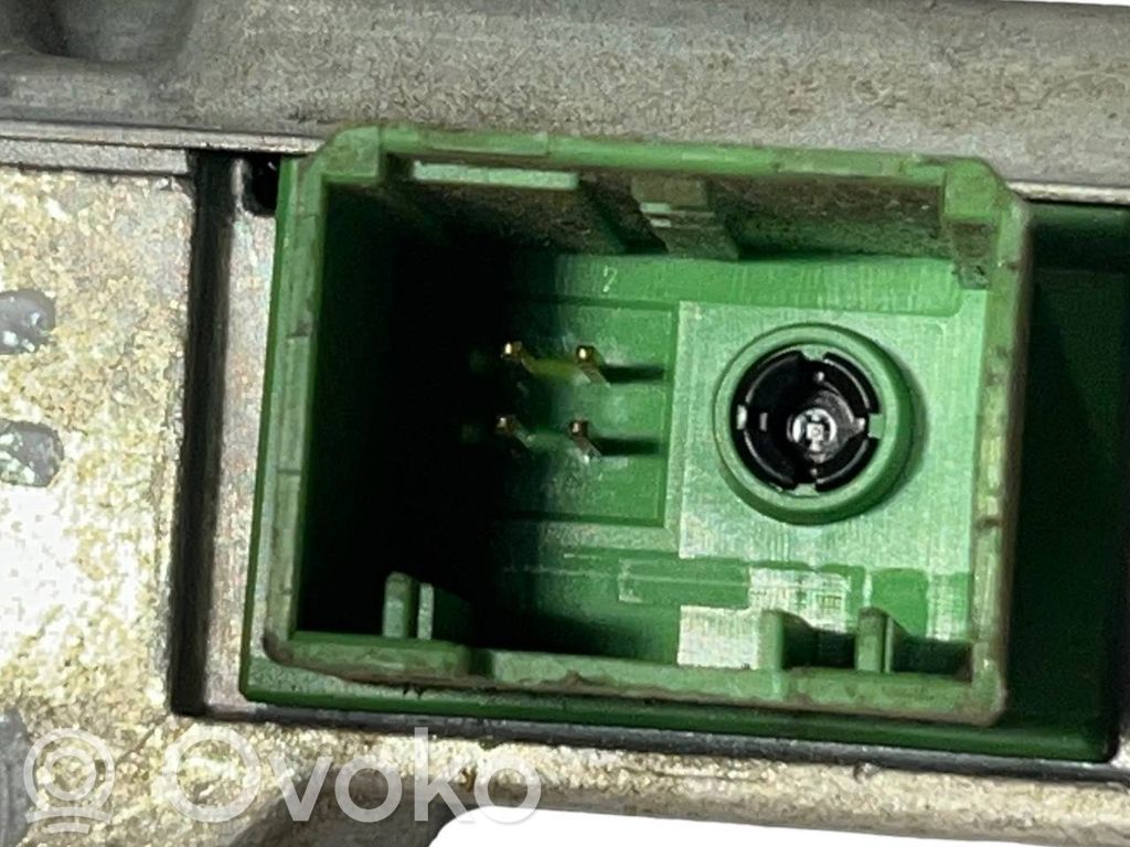 Durvju vadības bloks