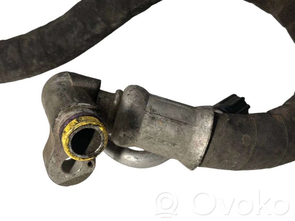 Air conditioner pipe(s) / hose(s)