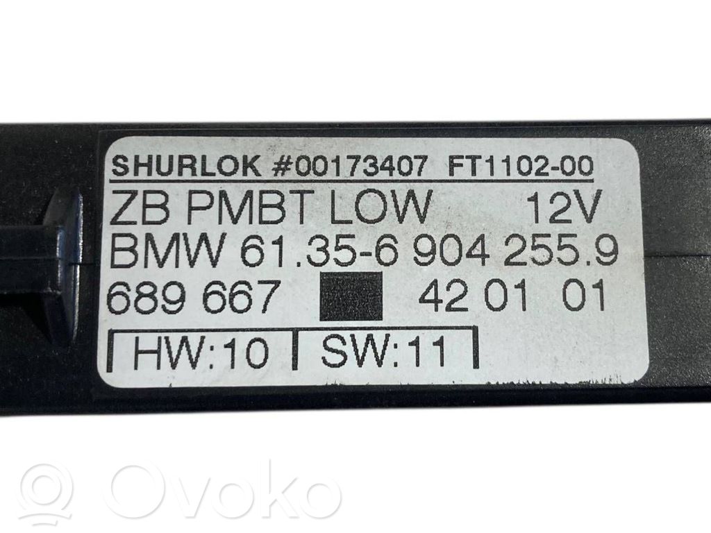 Durvju vadības bloks