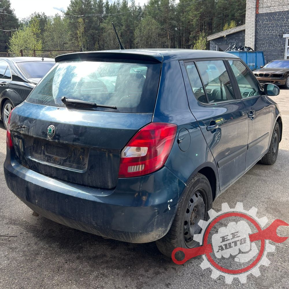 Skoda Fabia 2012 запасные части