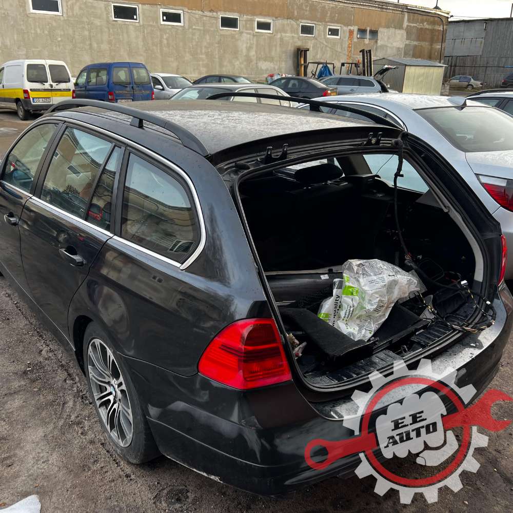 BMW 325 2005 G.