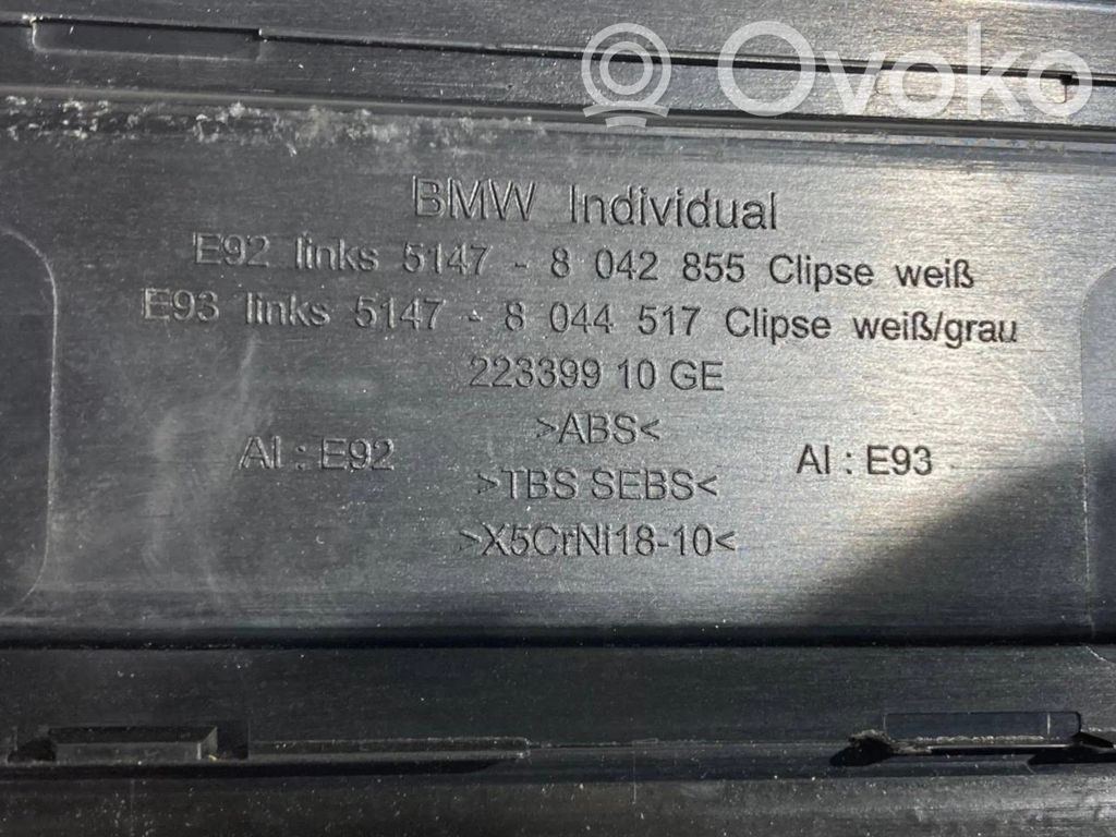 Priekšējā sliekšņa dekoratīvā apdare (iekšējā)