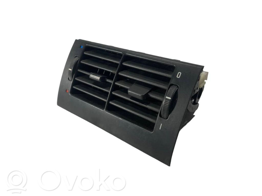 Aizmugurējā gaisa - ventilācijas reste