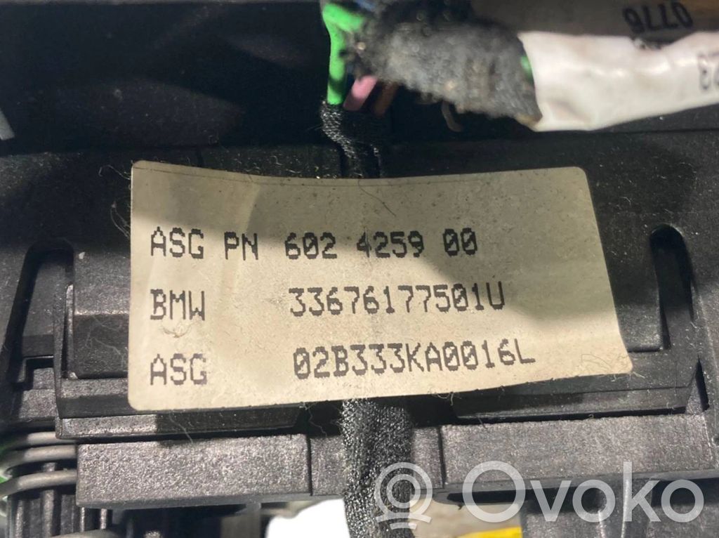 Steering wheel airbag