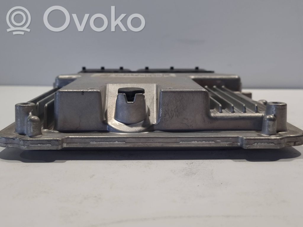 Dzinēja vadības bloks