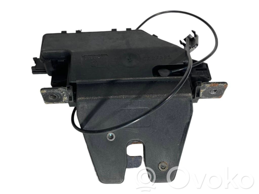 Rear cover lock