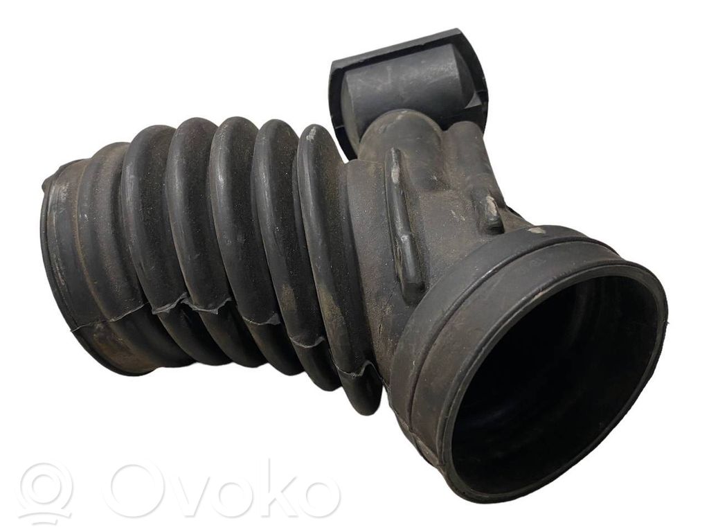 Air intake duct details