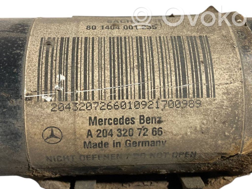 Priekšpusē amortizators ar atsperi