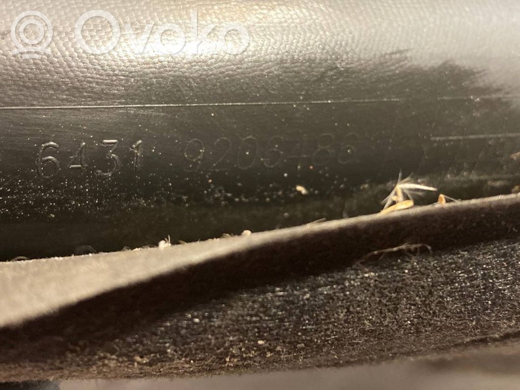 Stikla tīrītāja slotiņas