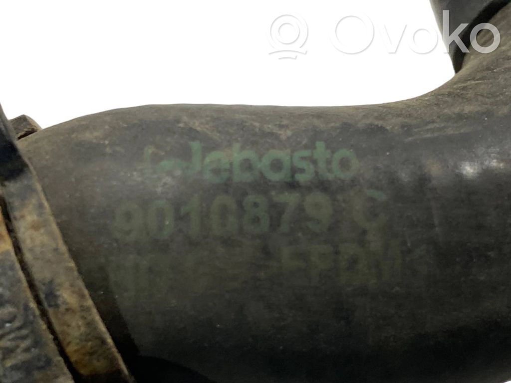 Caurulīte (-es) / šļūtene (-es)