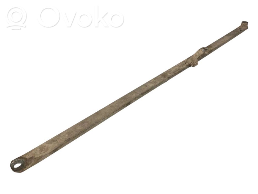 Aizmugurējais statņa stienis