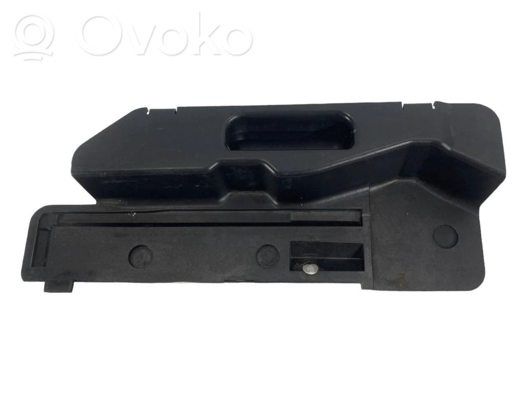 Spare wheel compartment trim