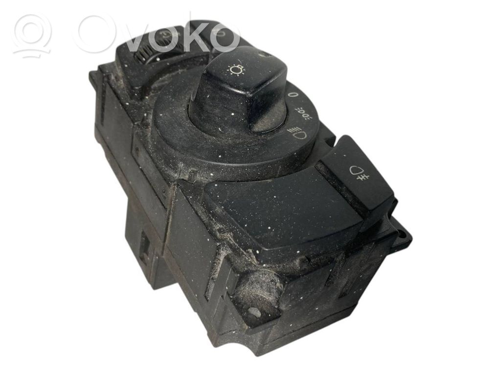 Headlight switch