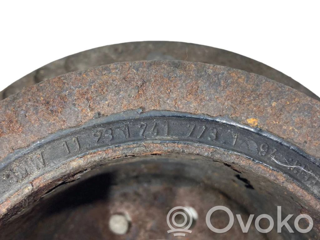 Crankshaft pulley