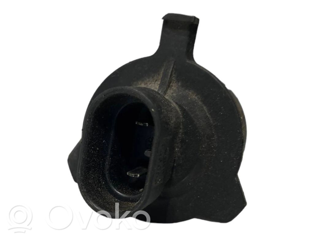 Priekšējā luktura detaļa