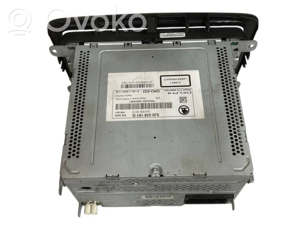 Radio / CD/DVD player / navigation